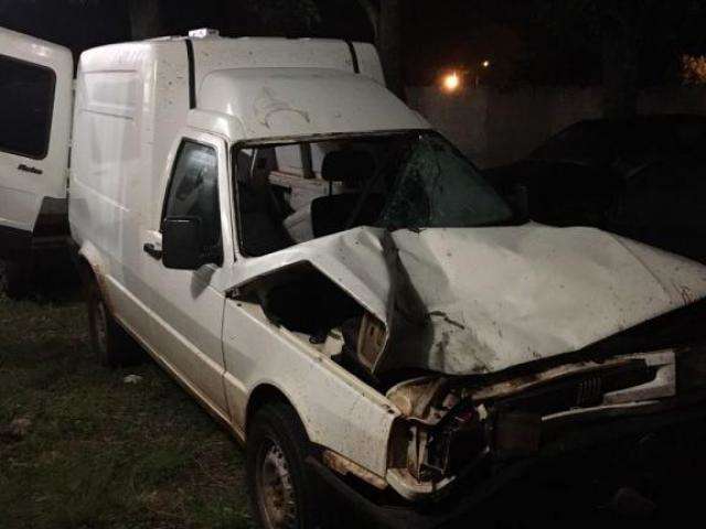 Mulher morre ao ser atingida por furg&atilde;o com cigarros contrabandeados