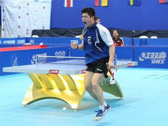 Estrela do t&ecirc;nis de mesa, Kazuo Matsumoto disputa torneio na Capital