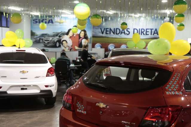 Em a&ccedil;&atilde;o in&eacute;dita, carros s&atilde;o vendidos com desconto de funcion&aacute;rios