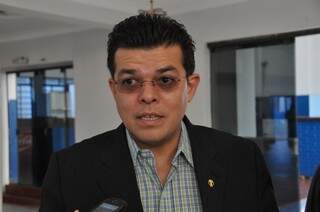 Prefeito afirmou que vai assumir diretório regional do PP (Foto: Marcelo Calazans)