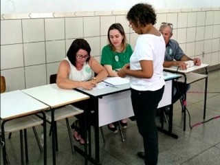 Rosana Santos votou na Escola Municipal Arlindo Lima (Foto: arquivo pessoal)