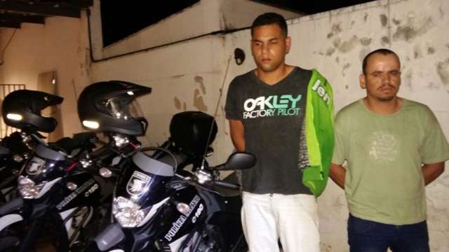 Quatro pessoas s&atilde;o amarradas e amorda&ccedil;adas durante roubo em casa