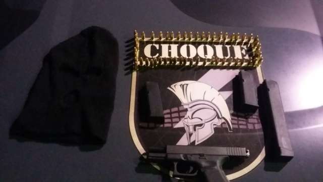 Choque prende foragidos com Glock, que dispara 20 tiros por segundo 