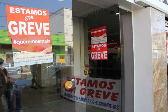 Primeiro dia de greve fecha 44 ag&ecirc;ncias banc&aacute;rias na Capital