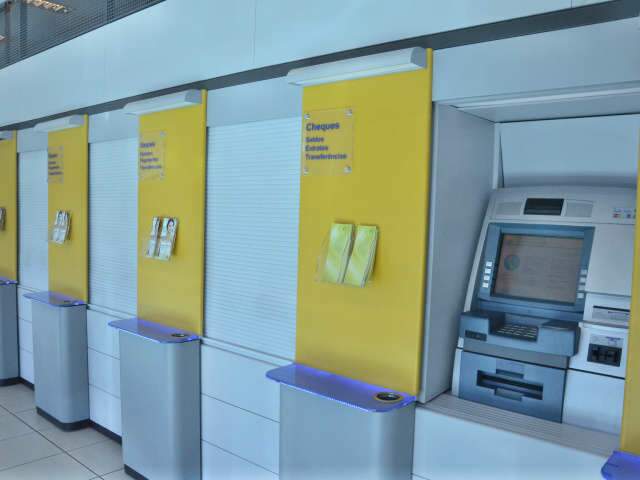  Rompimento de fibra &oacute;ptica afetou bancos, Correios, com&eacute;rcio e internet