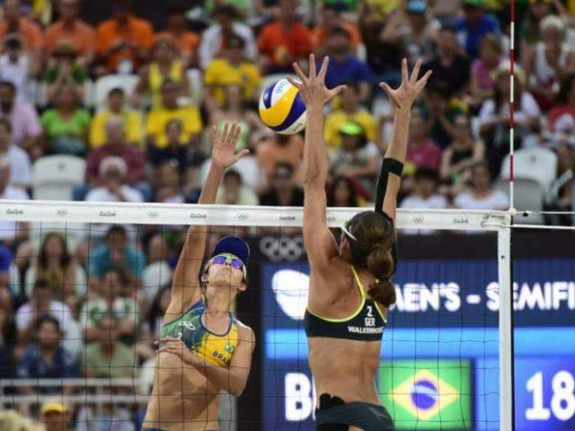 Larissa e Talita sofrem outro rev&eacute;s e ficam sem medalha na Rio 2016