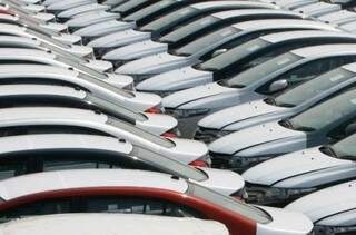 Outubro aprofunda baixa das vendas de carros