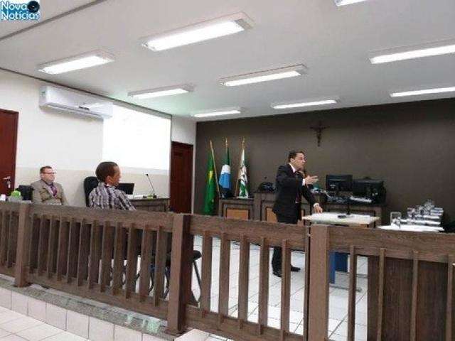 Por tentar degolar mulher, homem &eacute; condenado a 4 anos em regime semiaberto