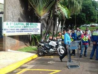 Capital é a primeira no Brasil a ter o aparelho, afirma Sindicato dos Mototaxistas. (Foto: Rafael Ribeiro).