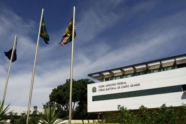 TRE recebeu 68 pedidos de pessoas trans para mudar nome no t&iacute;tulo