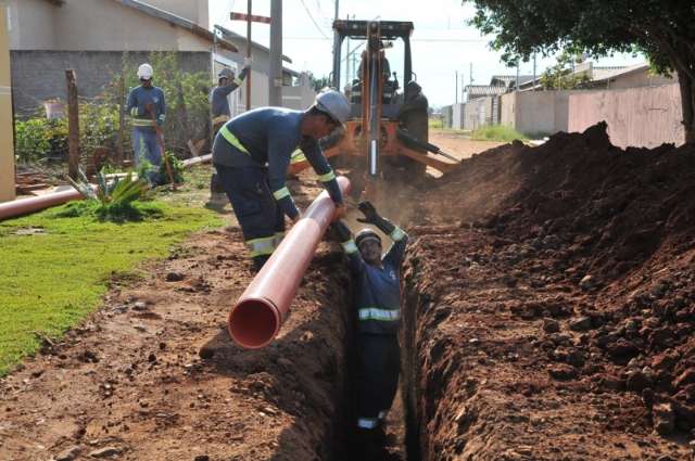 Obras de saneamento beneficiam mais de  300 casas no bairro Atl&acirc;ntico Sul