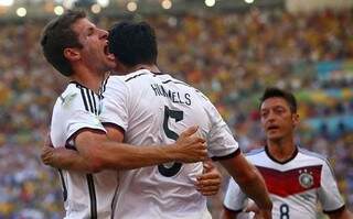 Hummels fez o gol da classificação (Foto: Getty Images / Fifa)