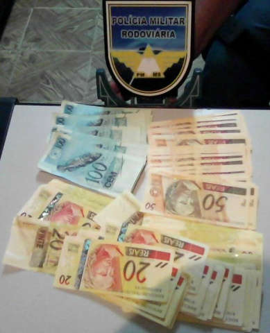  Apreens&atilde;o de notas falsas na MS-156 totalizou R$ 9 mil 