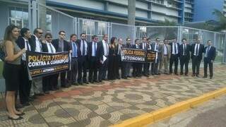 Além de apoiar os delegados e equipes da Lava Jato, delegados pedem aprovação da PEC 412 (Foto: Divulgação/PF)