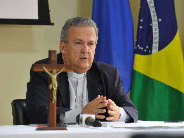 Arcebispo dom Dimas diz que sexualidade deve ser ensinada em casa