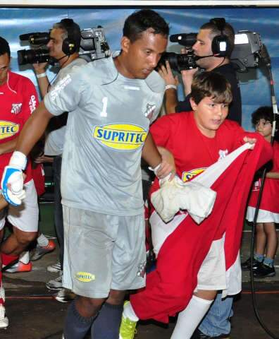  Goleiro e zagueiro pedem dispensa e diretoria do Comercial libera atletas