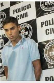 Leandro quando foi preso pela Polícia Civil (Foto: (Foto: Guta Rufino/Perfil News)