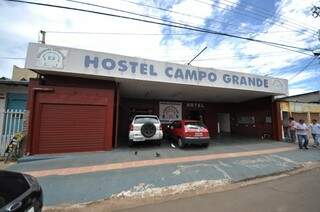 Hostel não pode receber clientes até que a situação seja regularizada. (Foto: Marcelo Calazans)