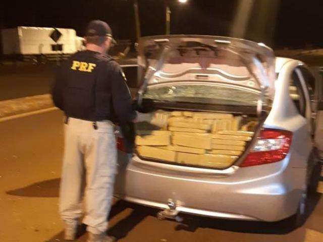 Recrutado pelo tr&aacute;fico, adolescente &eacute; pego com meia tonelada de maconha