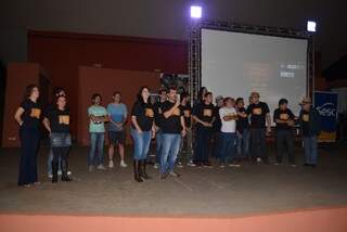 Integrantes do filme subiram ao palco antes da exibição (Foto: Divulgação/Render Brasil)