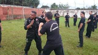 Agentes irão receber formação para realizar escolta de presos (Foto: Agepen)