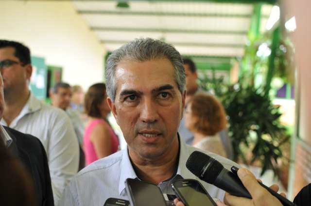 Assembleia n&atilde;o tem que ser subserviente, diz governador