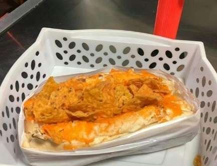 Inspirado em lanche do Sul, cachorro-quente tem 23 cm e 14 recheios - Sabor  - Campo Grande News