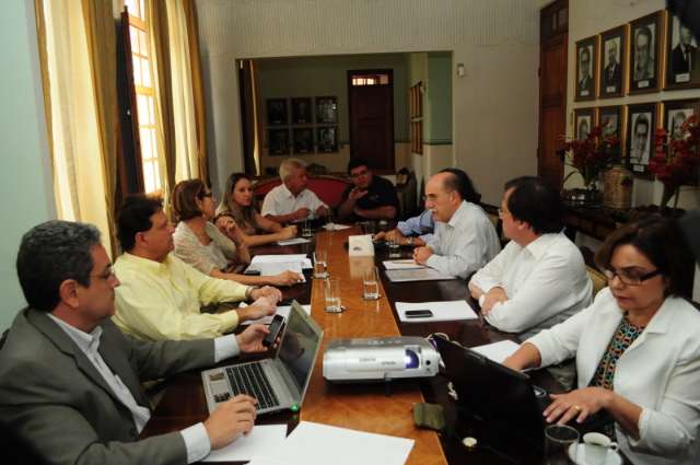 Equipes de transi&ccedil;&atilde;o priorizam pontos cr&iacute;ticos e ter&atilde;o reuni&otilde;es di&aacute;rias