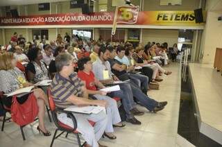 Categoria ainda definiu comissão para debater integralização de piso até 15 de maio (Foto: Marcelo Calazans / Arquivo)