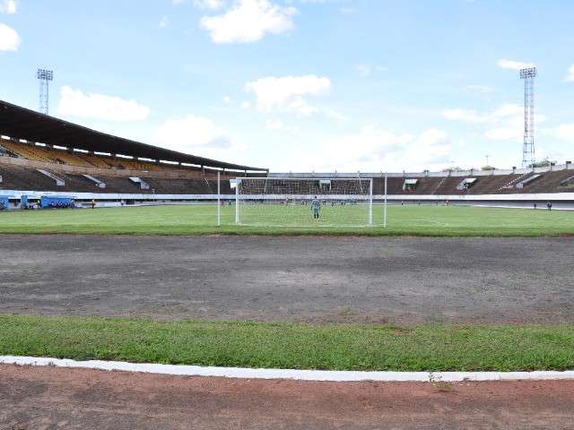 Moren&atilde;o recebe show, mas diz que gramado ser&aacute; preservado