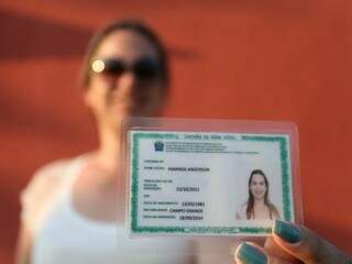 Governo já emite carteira de identidade com nome social. (Foto: Marcelo Victor/Arquivo)