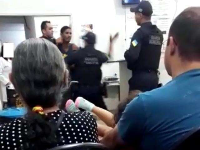 Guarda acusado de agredir paciente fica fora das ruas durante sindic&acirc;ncia