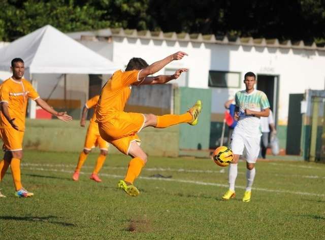 Com sal&aacute;rios atrasados, jogadores do Itapor&atilde; amea&ccedil;am abandonar S&eacute;rie D