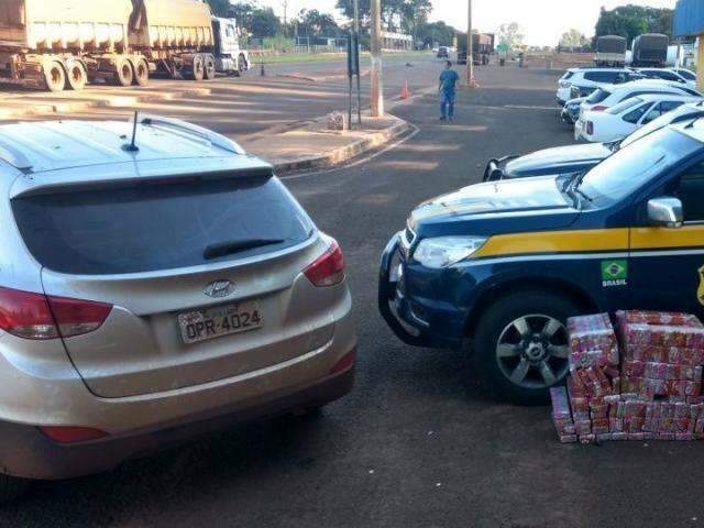 Importado roubado em 2013 &eacute; abandonado com 401 kg de maconha