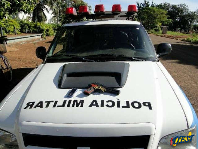  Homem &eacute; baleado ap&oacute;s assaltar resid&ecirc;ncia com arma de brinquedo