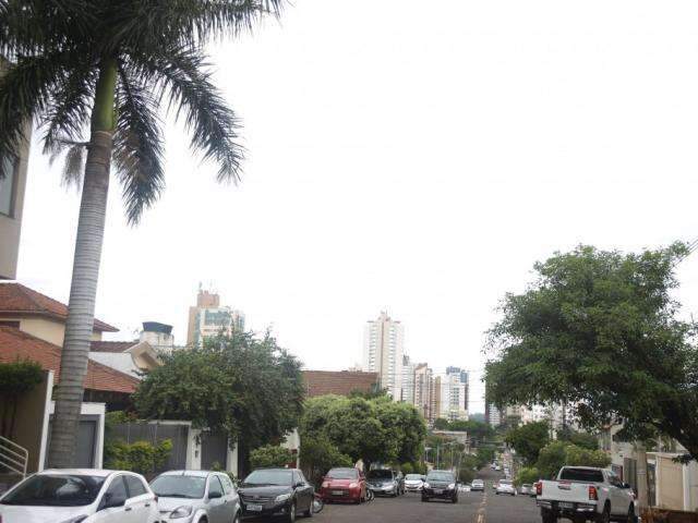 Meteorologia prev&ecirc; ventania e pancadas de chuva em Campo Grande