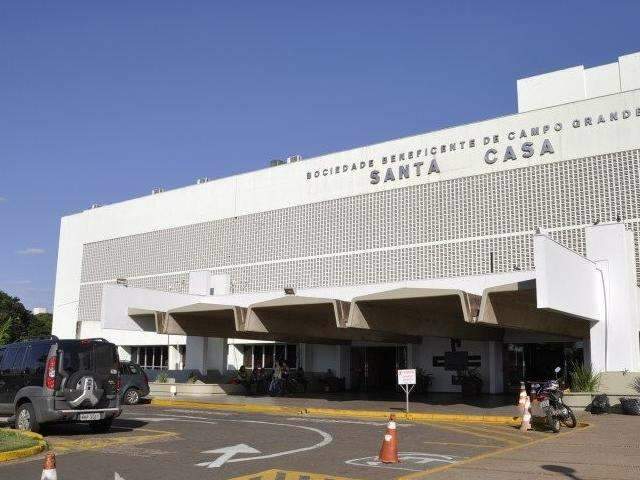 M&eacute;dicos reduzem atendimento e reuni&atilde;o busca solu&ccedil;&atilde;o para Santa Casa