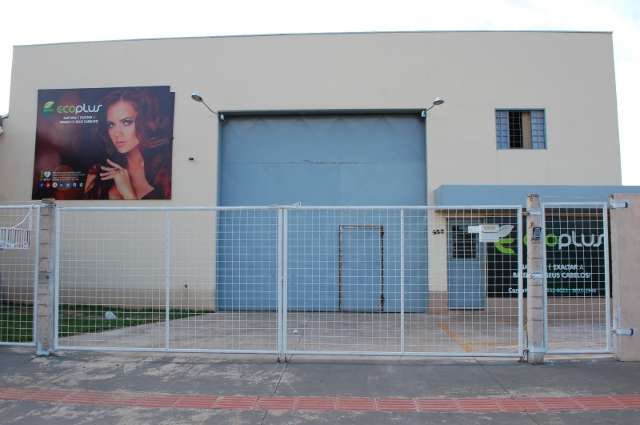 Decon fecha f&aacute;brica clandestina de produtos de beleza no Carand&aacute; Bosque