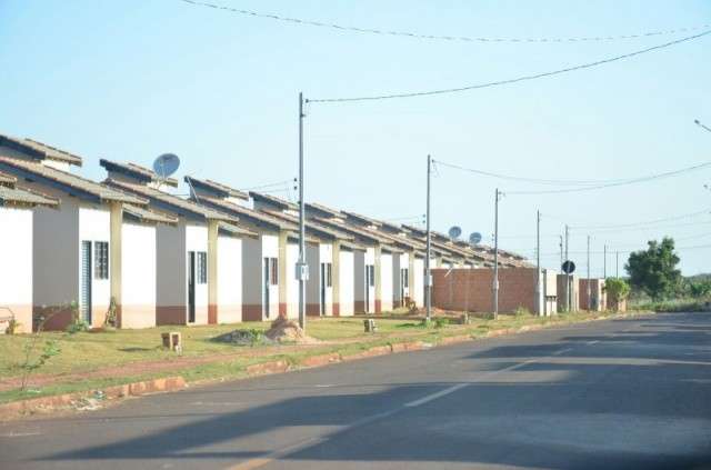 Defensoria entra na briga para retirar 110 invasores do Minha Casa, Minha Vida