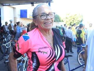 Maria já enfrentou quilômetros de estrada na bicicleta. (Foto: Marina Pacheco)