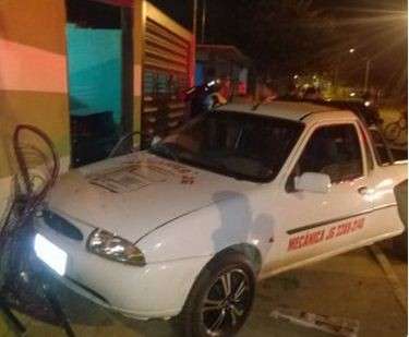 Homem &eacute; atropelado quando tomava terer&eacute; em cal&ccedil;ada no Itamarac&aacute;
