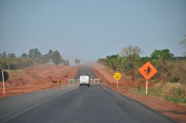 Empresa n&atilde;o deve concluir MS-040 e Governo amea&ccedil;a bloquear pagamento