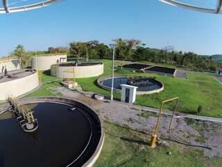 Investimento para elevar a capacidade de captação de água no Rio Paraguai e melhorar o abastecimento da cidade (Foto: Governo do Estado/Divulgação)