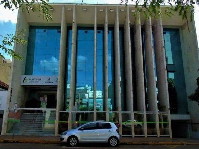 Funda&ccedil;&atilde;o inicia a semana oferecendo mais de 80 vagas de empregos na Capital