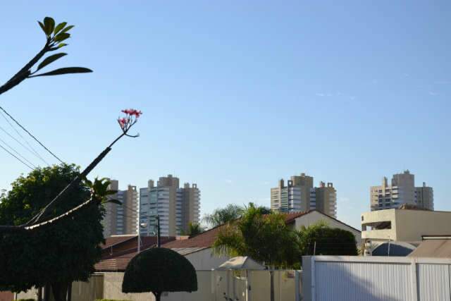  Dia amanhece com temperatura amena em Campo Grande 