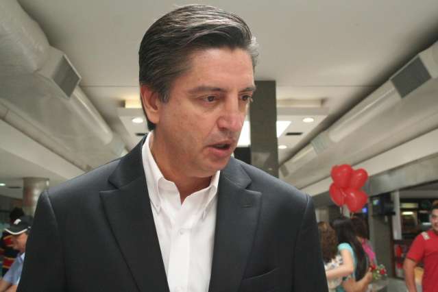 Comando estadual do PDT vai renunciar para Schimidt assumir