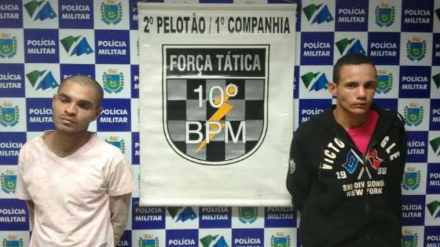 V&iacute;tima &eacute; ferida a tiros depois de disparar contra resid&ecirc;ncia de autor