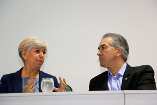 Secretária Nacional de Assistência Social, Ieda Castro, ao lado do governador confirma Projeto (Foto: Gov MS).