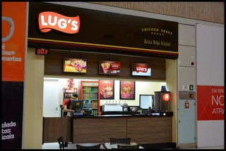 A Lug’s fica na praça de alimentação do Shopping Norte Sul Plaza.