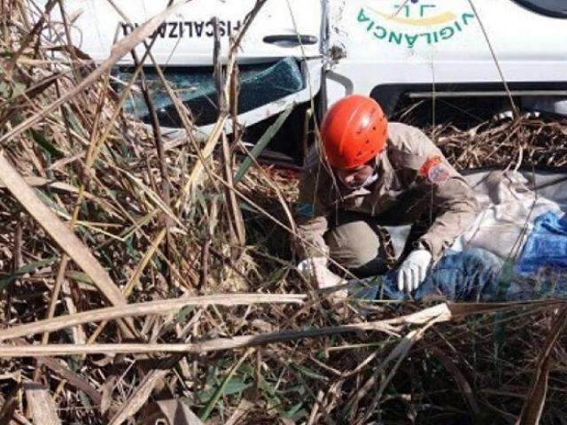 Acidente entre carreta e carro da prefeitura mata servidor na BR-158